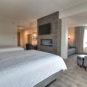 One-Bedroom Suite Two Queen Beds Sofa Bed
